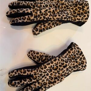 Isotoner Animal Print Gloves